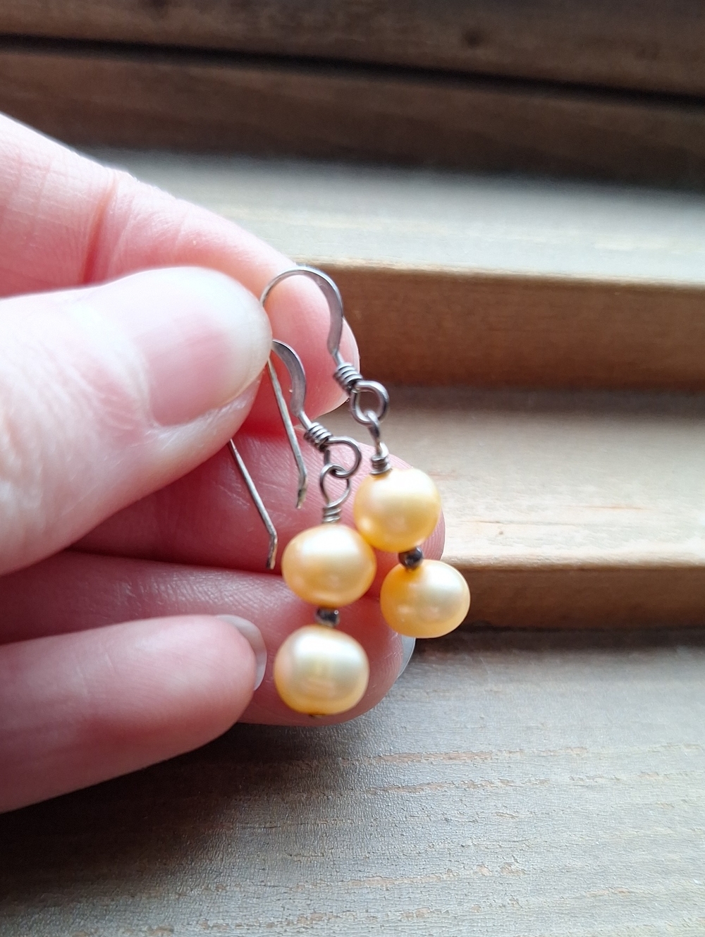 Peach Pearl Earrings